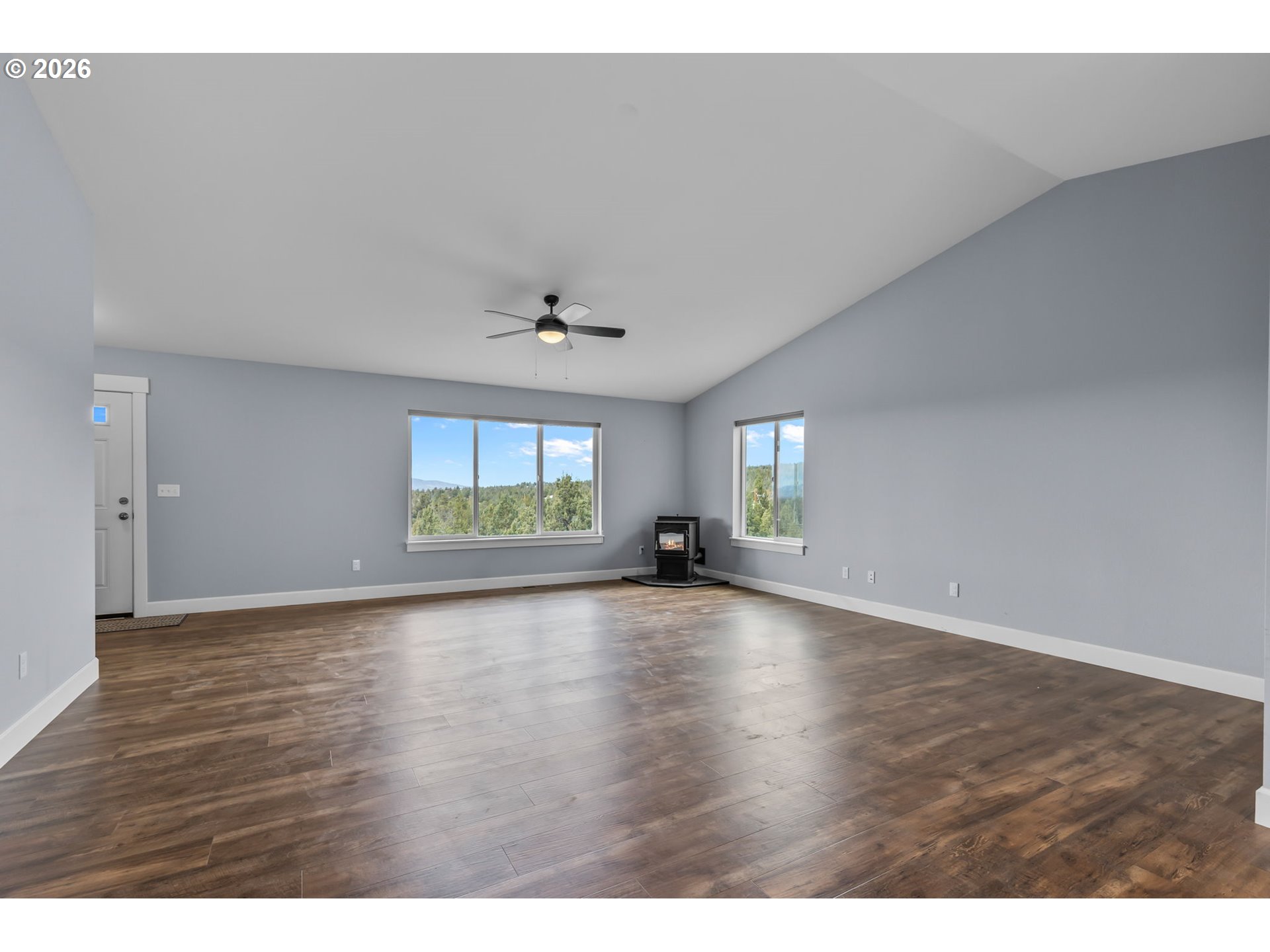 5798 Southeast Grant Road Prineville, OR 97754 - Photo 7 of 48