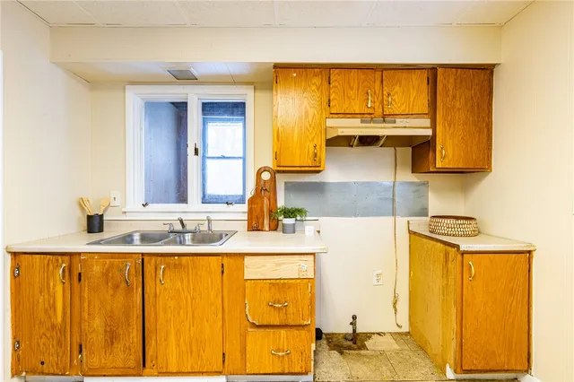 $100,000 | 1822 Clifford Avenue, Rochester, NY 14609