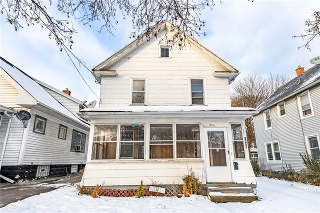 $100,000 | 1822 Clifford Avenue, Rochester, NY 14609