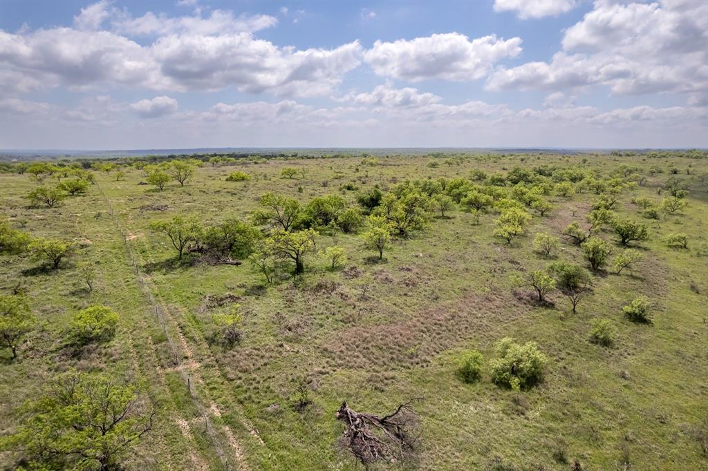 821 P R 4901 Goldsboro, TX 79519 - Photo 19 of 28 a view of a yard