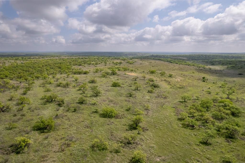 821 P R 4901 Goldsboro, TX 79519 - Photo 9 of 28 a view of a yard