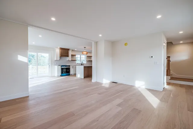 $895,000 | 5 Moxie Lane, Biddeford, ME 04005