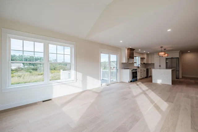 $895,000 | 5 Moxie Lane, Biddeford, ME 04005