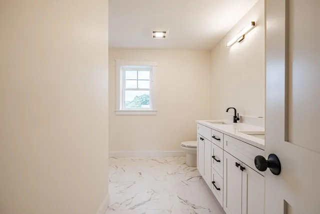 $895,000 | 5 Moxie Lane, Biddeford, ME 04005