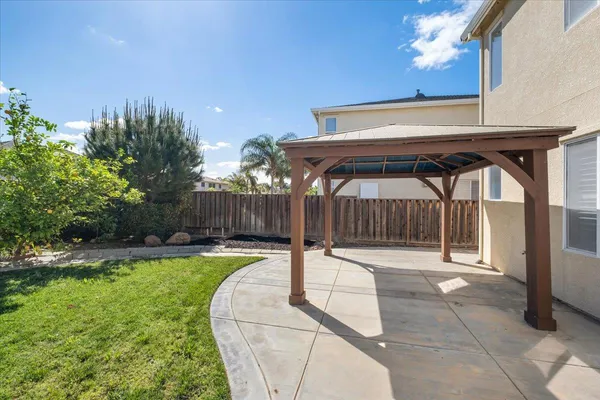 $732,950 | 840 Saffron Drive, Tracy, CA 95377