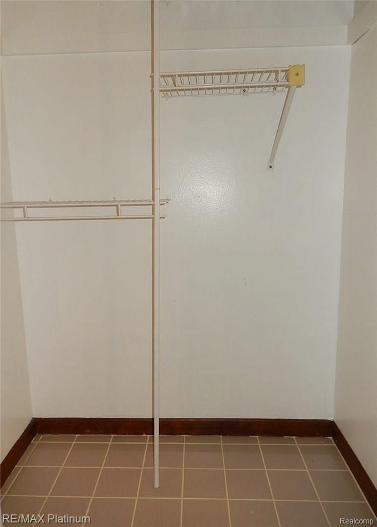8187 Pingree Road Pinckney, MI 48169 - Photo 41 of 82 41.JPG