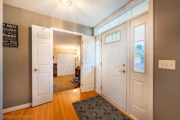$489,000 | 621 Kirkland Drive, Algonquin, IL 60102