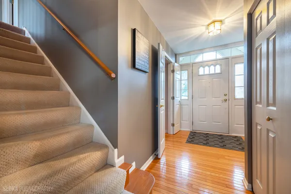 $489,000 | 621 Kirkland Drive, Algonquin, IL 60102