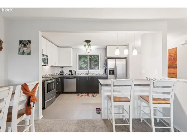 $495,000 | 16200 Pacific Highway, Lake Oswego, OR 97034