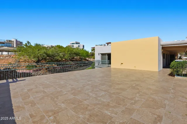 $3,999,950 | 2131 East Bethany Home Road, Phoenix, AZ 85016