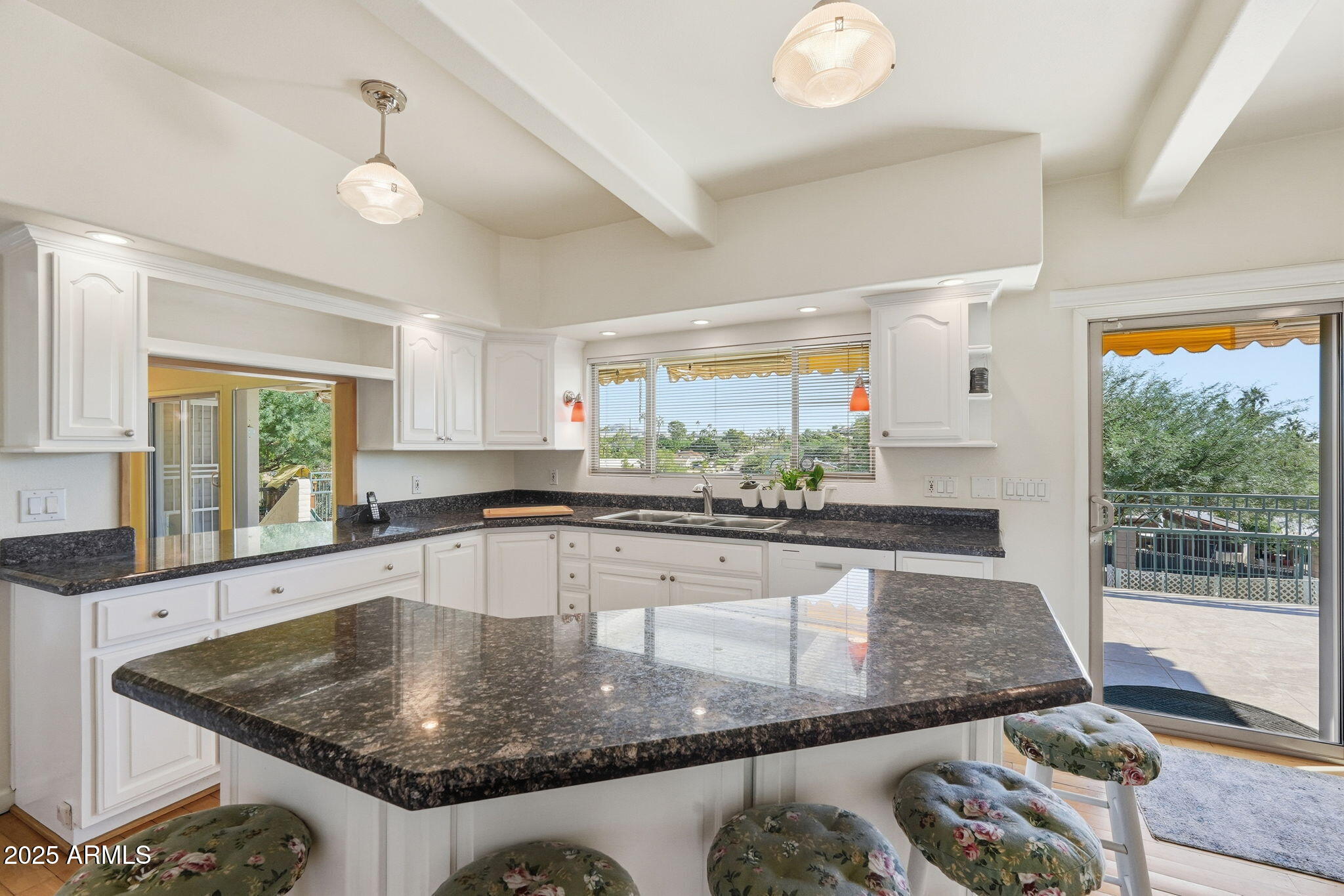 2131 East Bethany Home Road Phoenix, AZ 85016 - Photo 8 of 54 Kitchen
