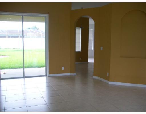 2566 Southwest Fair Isle Road Port St. Lucie, FL 34987 - Photo 11 of 14 Additional Photo