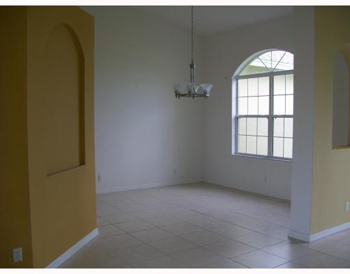 2566 Southwest Fair Isle Road Port St. Lucie, FL 34987 - Photo 12 of 14 Additional Photo