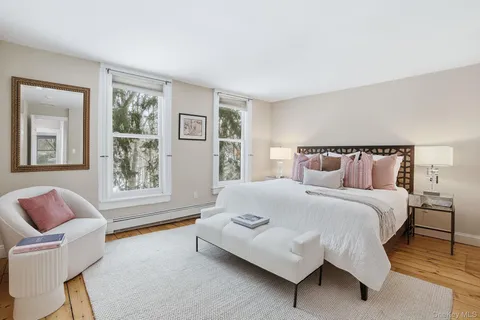 $2,750,000 | 276 Quaker Road, Chappaqua, NY 10514