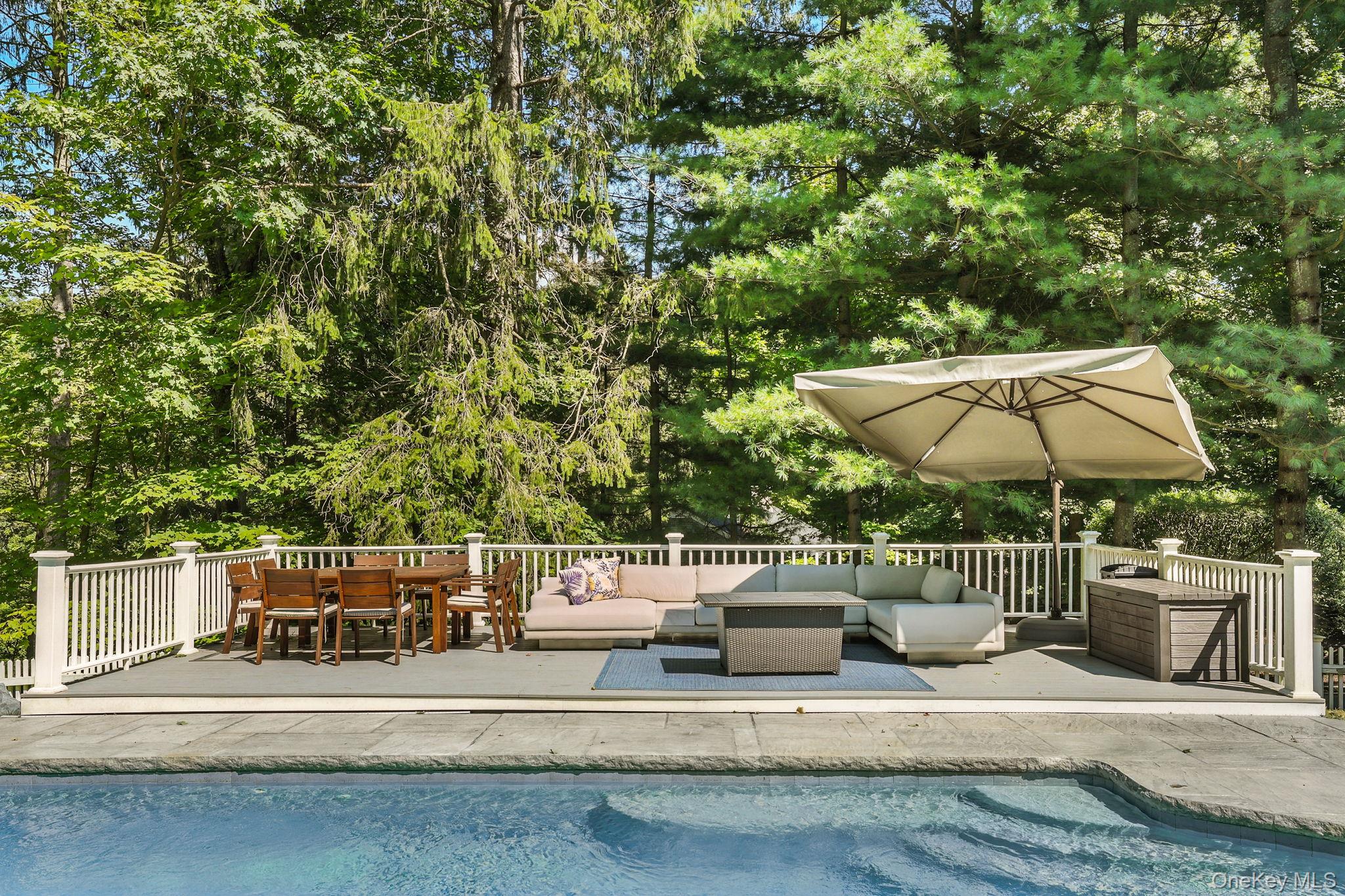 276 Quaker Road Chappaqua, NY 10514 - Photo 9 of 41