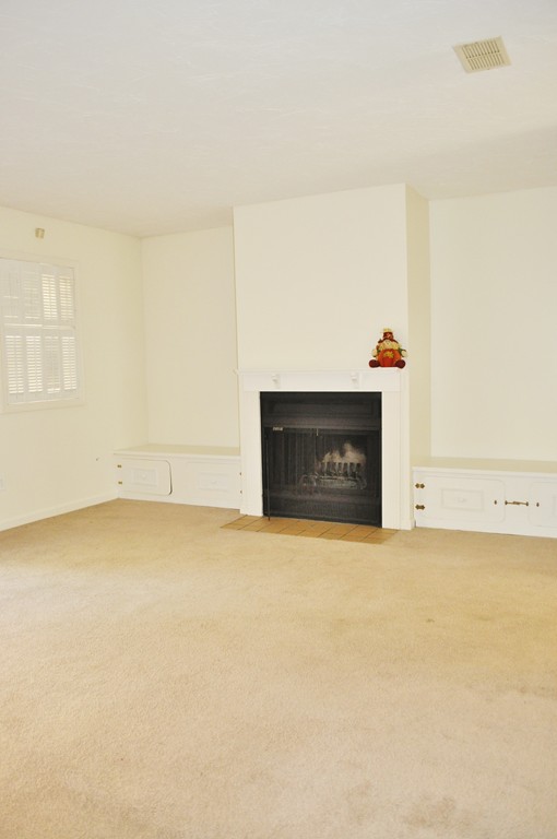 46 Tinson Road, Unit 4 Quincy, MA 02169 - Photo 14 of 30 Gallery Image 14