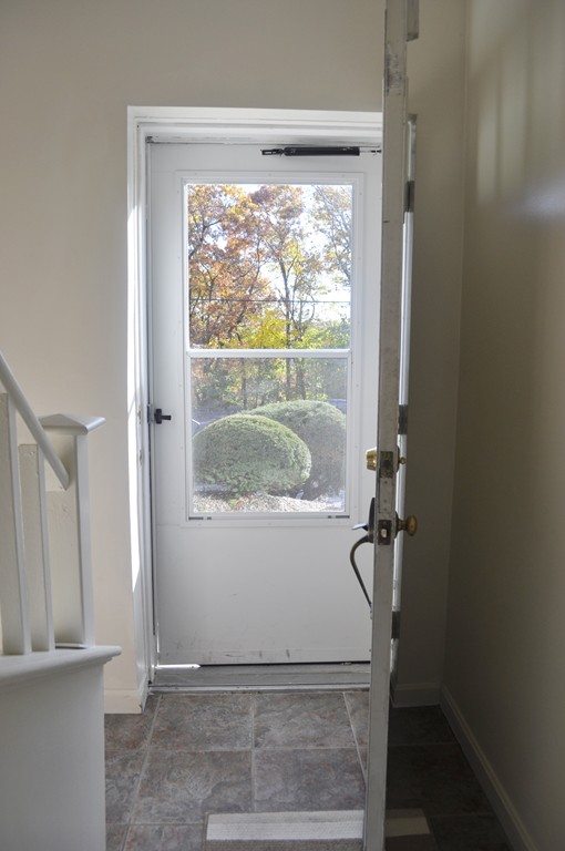 46 Tinson Road, Unit 4 Quincy, MA 02169 - Photo 5 of 30 Gallery Image 5