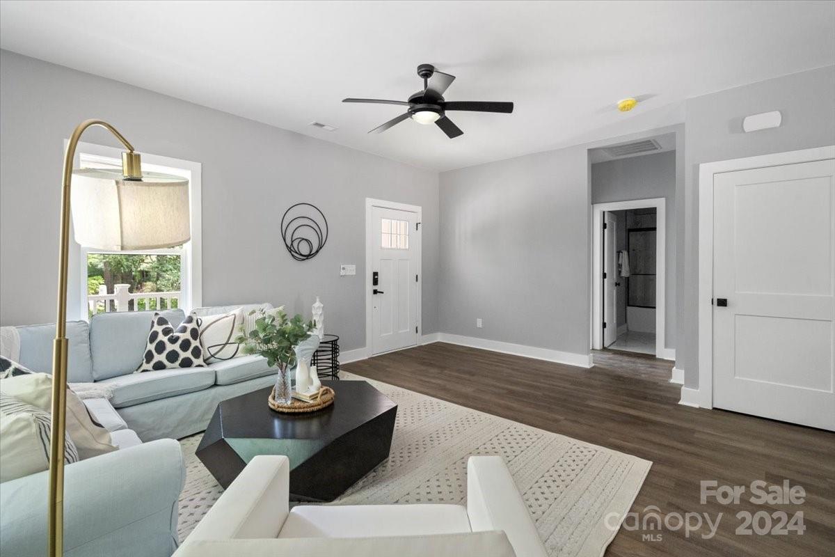 235 Oakview Road Linwood, NC 27299 - Photo 6 of 31 Gallery Image 6