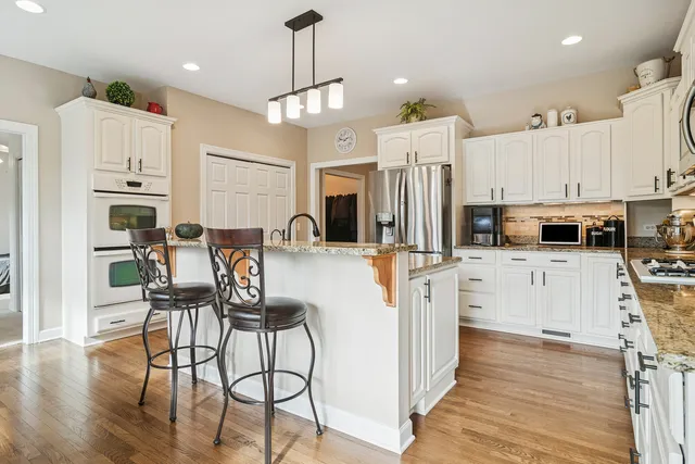 $750,000 | 614 Birch Hollow Drive, Antioch, IL 60002