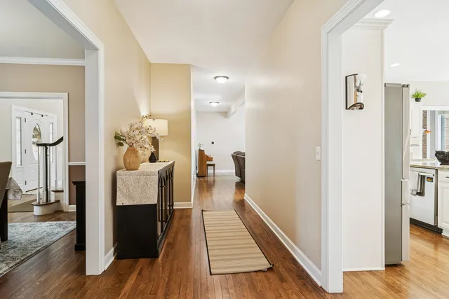 $750,000 | 614 Birch Hollow Drive, Antioch, IL 60002