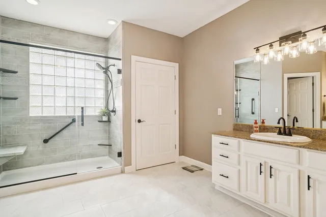 $750,000 | 614 Birch Hollow Drive, Antioch, IL 60002