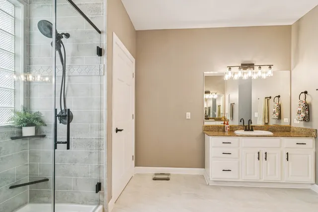 $750,000 | 614 Birch Hollow Drive, Antioch, IL 60002