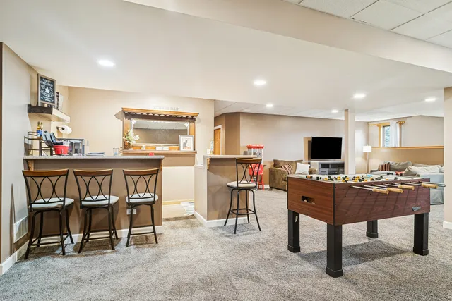 $750,000 | 614 Birch Hollow Drive, Antioch, IL 60002