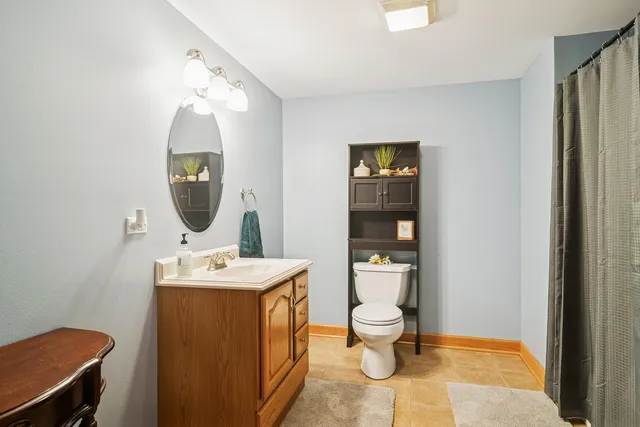 $750,000 | 614 Birch Hollow Drive, Antioch, IL 60002