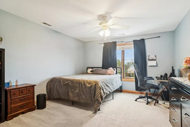 $750,000 | 614 Birch Hollow Drive, Antioch, IL 60002