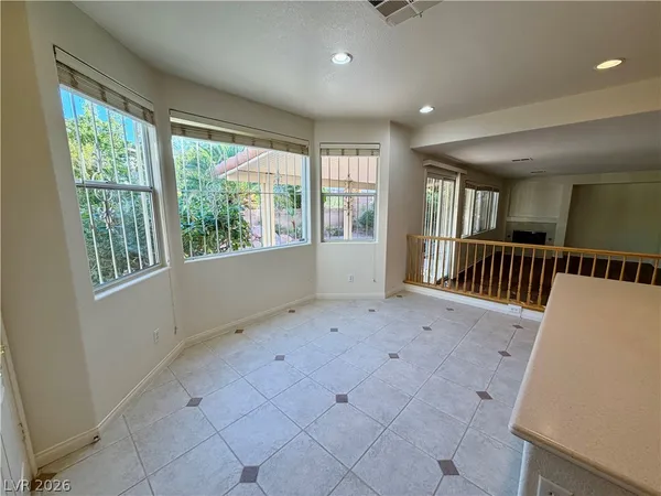 $2,933 | 2736 Carolina Blue Avenue, Henderson, NV 89052