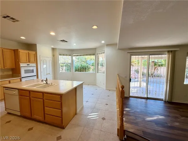 $2,933 | 2736 Carolina Blue Avenue, Henderson, NV 89052