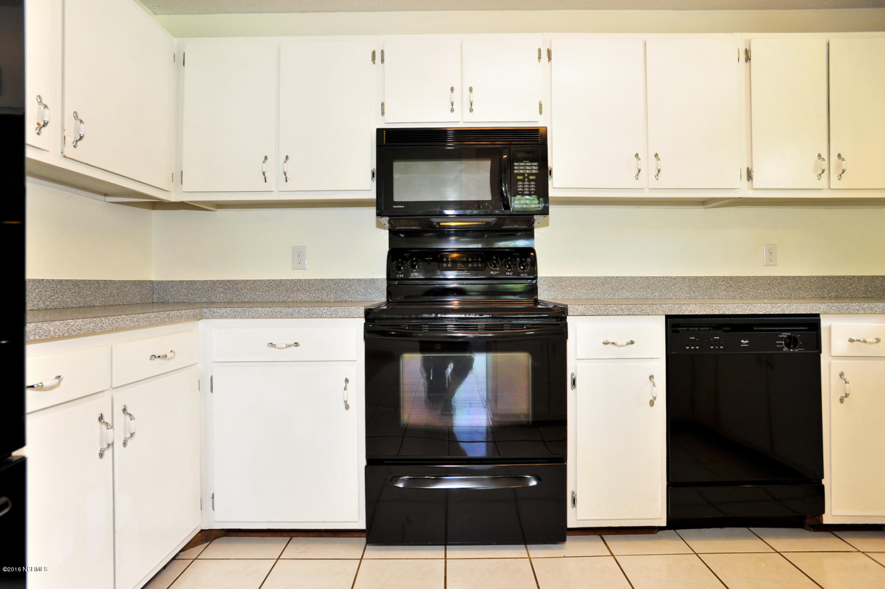 530 Shadowridge Road Jacksonville, NC 28546 - Photo 22 of 39 064 4Kit