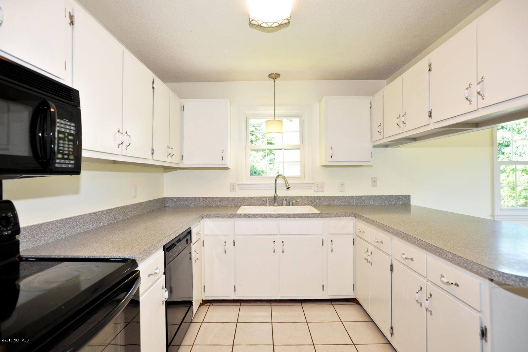 530 Shadowridge Road Jacksonville, NC 28546 - Photo 24 of 39 067 Kit