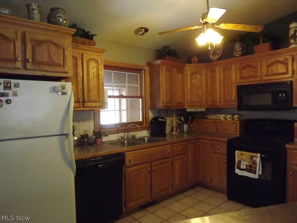 7712 Cooley Road Ravenna, OH 44266 - Photo 9 of 25 Gallery Image 9