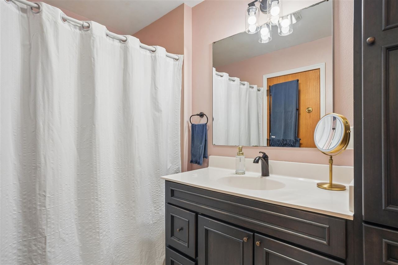 3945 South Spring Street Northeast Solon, IA 52333 - Photo 32 of 44 Gallery Image 32