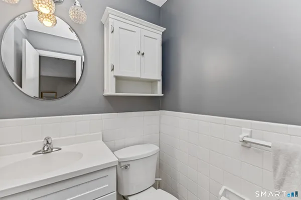 $3,200 | 22 Radio Place, Unit 8, Stamford, CT 06906