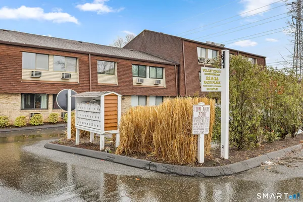 $3,200 | 22 Radio Place, Unit 8, Stamford, CT 06906