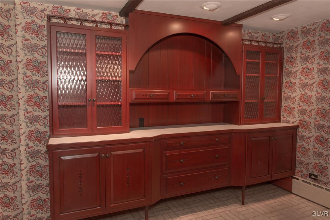 408 Fox Gap Road Bangor, PA 18013 - Photo 9 of 28 Beautiful Hutch