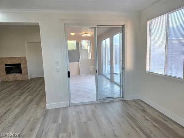 $2,350 | 9620 West Gilmore Avenue, Las Vegas, NV 89129