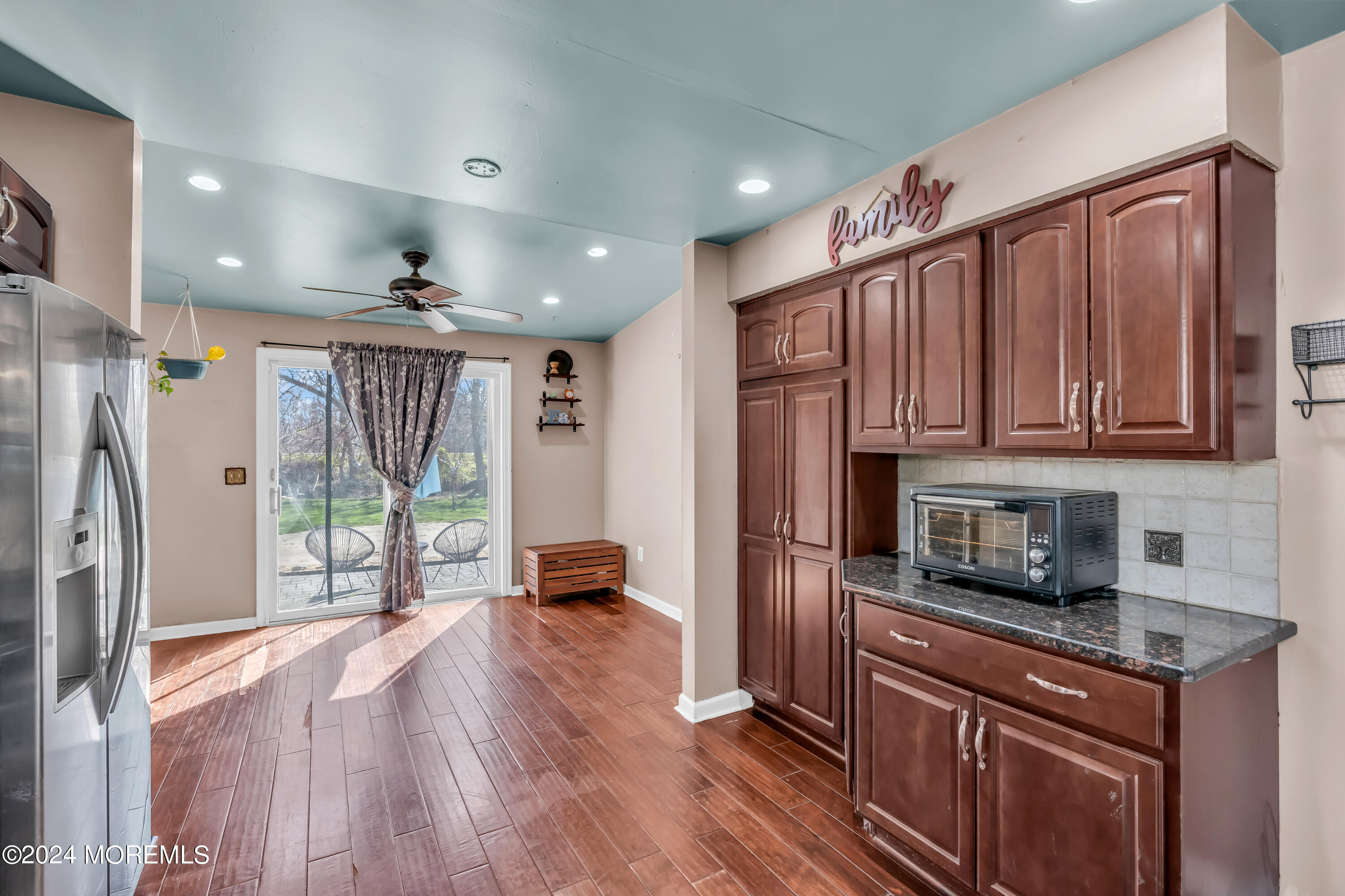 293 Broad Street Matawan, NJ 07747 - Photo 11 of 29 Kitchen2