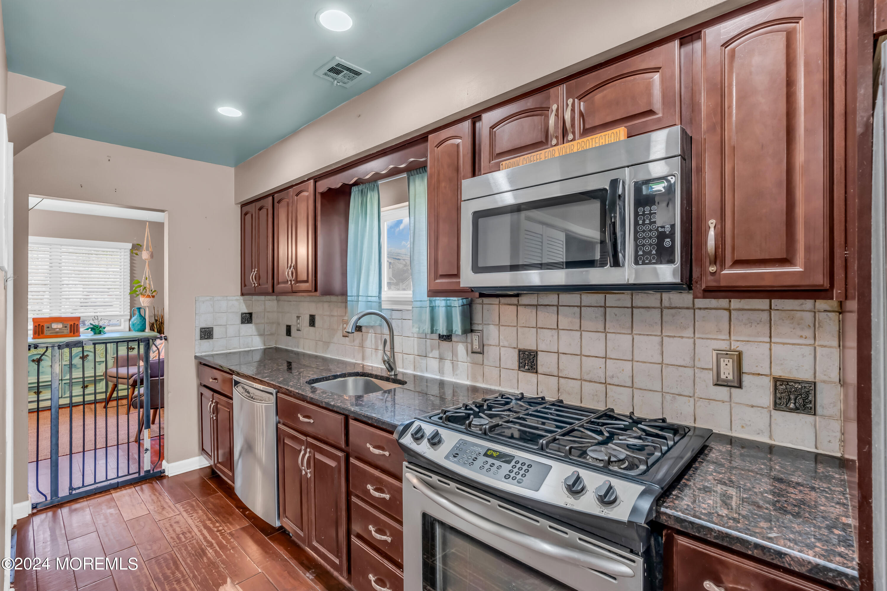 293 Broad Street Matawan, NJ 07747 - Photo 12 of 29 Kitchen3