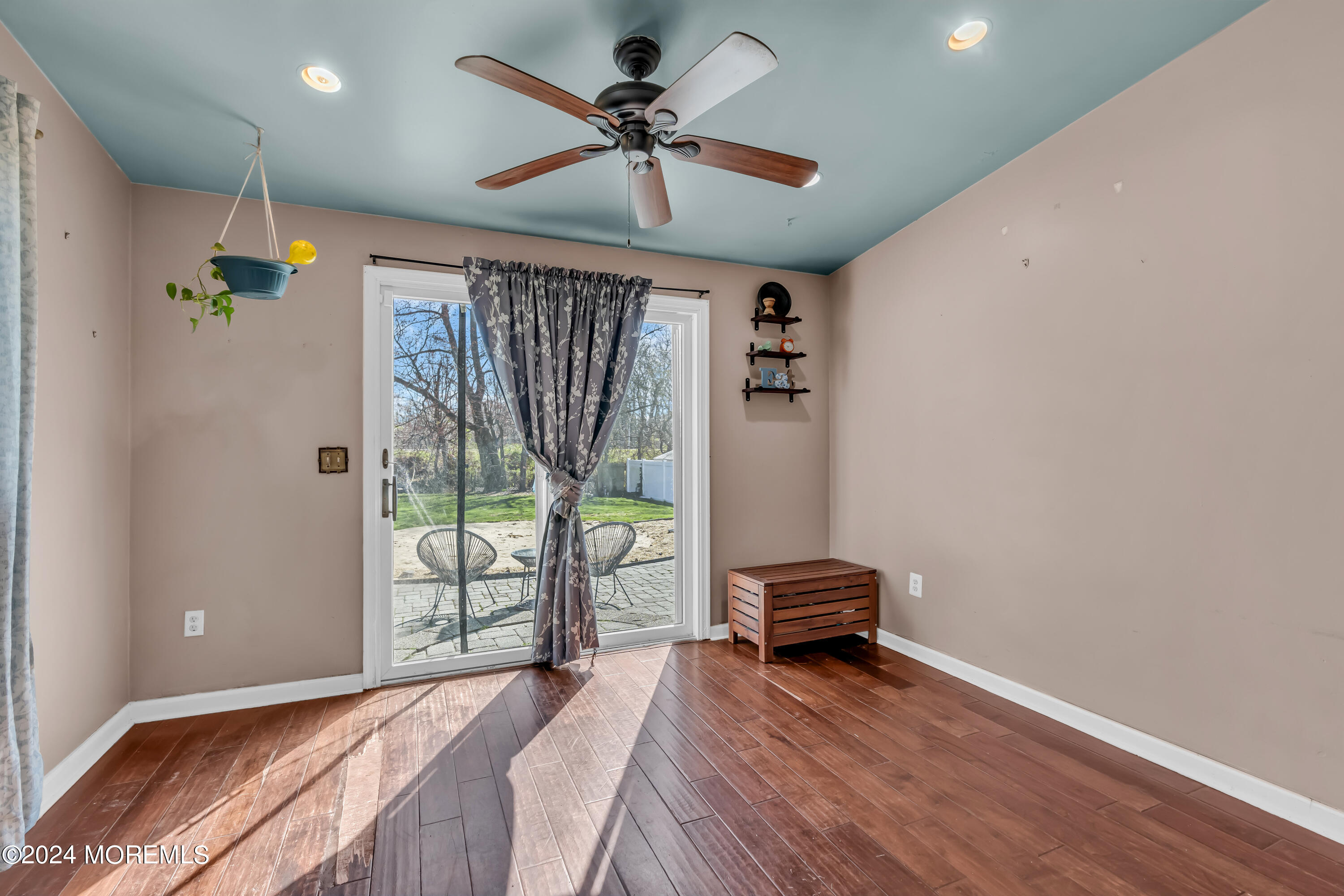293 Broad Street Matawan, NJ 07747 - Photo 16 of 29 Eat-In Kitchen2