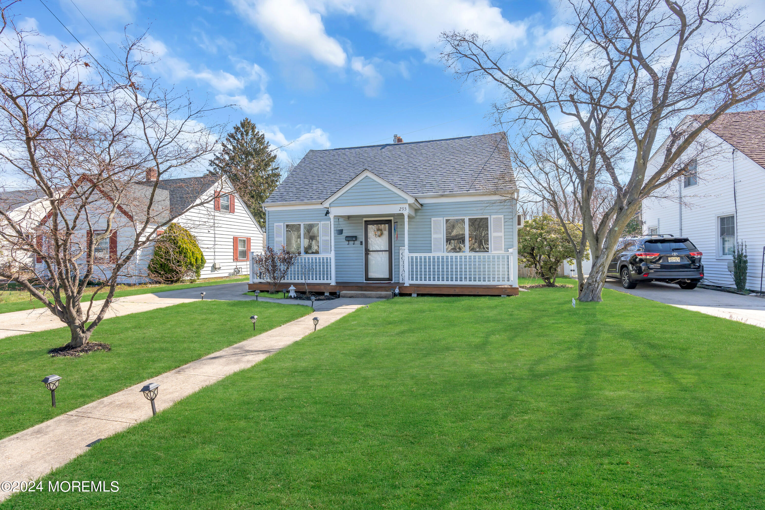 293 Broad Street Matawan, NJ 07747 - Photo 3 of 29 Front of Home3