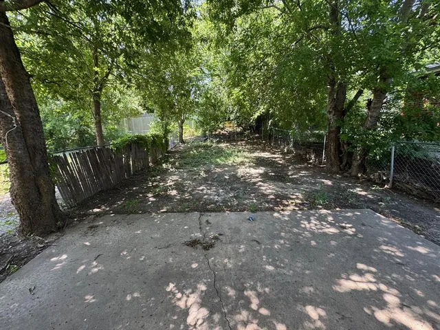 $348,000 | 8133 Julie Avenue, Fort Worth, TX 76116