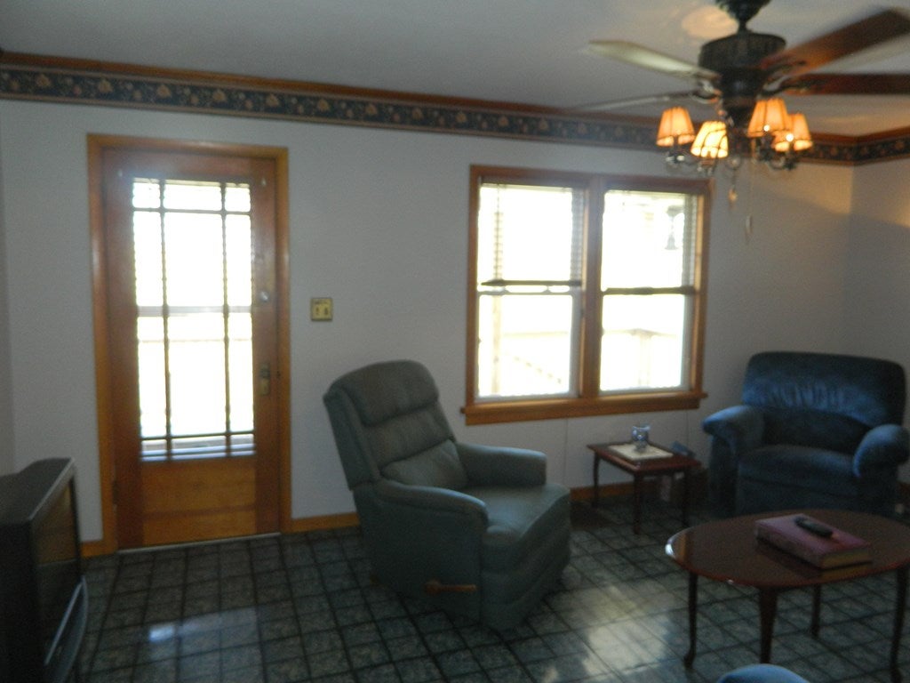19029 Monroe Road Meadowview, VA 24361 - Photo 5 of 75 Gallery Image 5