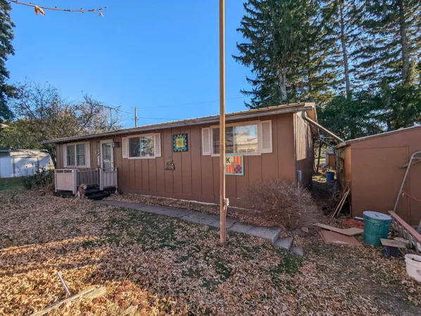 $95,000 | 210 Northgate Avenue Northwest, Waukon, IA 52172