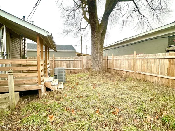 $139,499 | 416 North Mulberry Street, Muncie, IN 47305