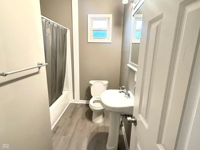 $141,999 | 416 North Mulberry Street, Muncie, IN 47305