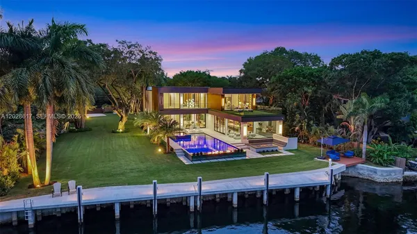 $13,995,000 | 700 Southwest 12th Avenue, Fort Lauderdale, FL 33312