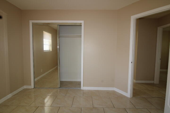 1412 West 6th Street Riviera Beach, FL 33404 - Photo 9 of 16 IMG_1171